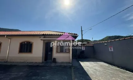Casa com 2 dormitórios à venda, 60 m² por R$ 460.000,00 - Martim de Sá - Caraguatatuba/SP