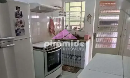 Sobrado com 2 dormitórios, sendo 1 suíte à venda, 150m² por R$ 428.000,00 - Jardim Castanheiras - S