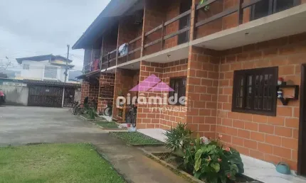 Casa com 2 dormitórios à venda, 76 m² por R$ 375.000,00 - Pontal de Santa Marina - Caraguatatuba/SP
