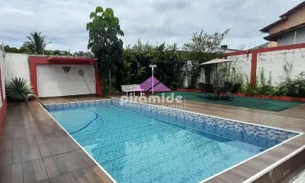 Casa com 3 dormitórios à venda, 208 m² por R$ 900.000,00 - Jardim Britânia - Caraguatatuba/SP