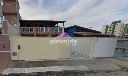 Casa com 5 dormitórios à venda, 232 m² por R$ 980.000,00 - Centro - Caraguatatuba/SP