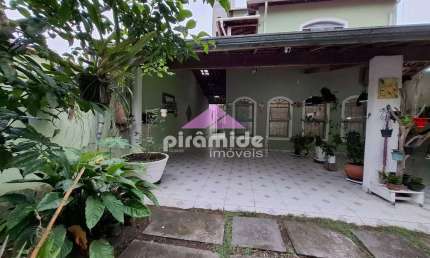 Casa com 3 dormitórios à venda, 210 m² por R$ 890.000,00 - Jardim Primavera - Caraguatatuba/SP