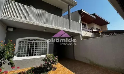 Casa à venda, 204 m² por R$ 810.000,00 - Jardim Portugal - São José dos Campos/SP
