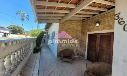 Casa com 3 dormitórios à venda, 207 m² por R$ 970.000,00 - Indaiá - Caraguatatuba/SP