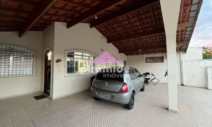 Casa com 4 dormitórios à venda, 113 m² por R$ 850.000,00 - Jardim Satélite - São José dos Campos/SP