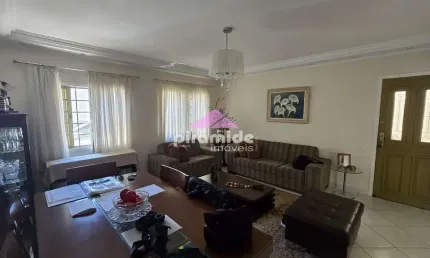 Casa com 3 dormitórios à venda, 154 m² por R$ 1.165.000,00 - Jardim das Indústrias - São José dos C