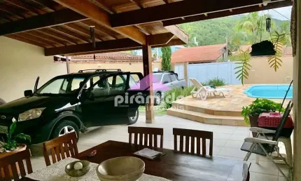 Casa com 4 dormitórios à venda, 205 m² por R$ 1.700.000,00 - Toninhas - Ubatuba/SP