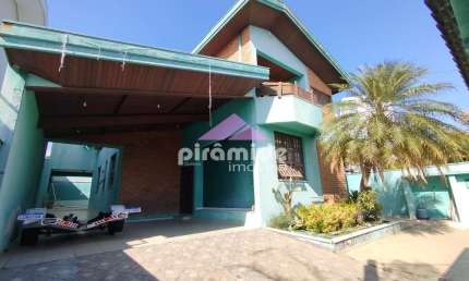 Casa com 4 dormitórios à venda, 258 m² por R$ 2.300.000,00 - Jardim das Colinas - São José dos Camp