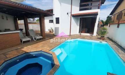 Casa com 4 dormitórios à venda, 260 m² por R$ 2.500.000,00 - Jardim das Colinas - São José dos Camp