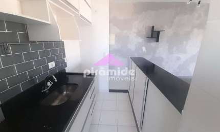 Apartamento com 2 dormitórios para alugar, 64 m² por R$ 2.027,69/mês - Jardim Califórnia - Jacareí/