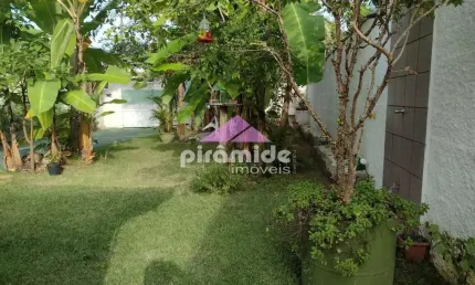 Casa com 2 dormitórios para alugar, 130 m² por R$ 5.322,66/mês - Centro - Caraguatatuba/SP