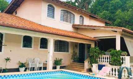 Chácara para Venda, Bairro Jardim Parque das Palmeiras, 4 dormitórios, 2 suítes, 4 banheiros, 6 vagas