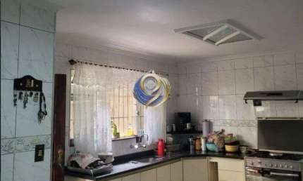 Casa com 3 quartos à venda no Jardim Aclimação, Santo André 