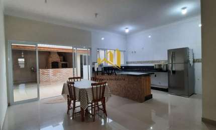 Casa em condomínio fechado com 3 quartos à venda no Condomínio Chacur, Várzea Paulista , 300 m2 por R$ 950.000