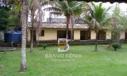 Casa para Venda em Saquarema, Bacaxá, 5 dormitórios, 1 suíte, 4 banheiros
