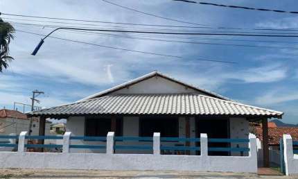 Casa para Venda em Saquarema, Boqueirão, 5 dormitórios, 1 suíte, 3 vagas