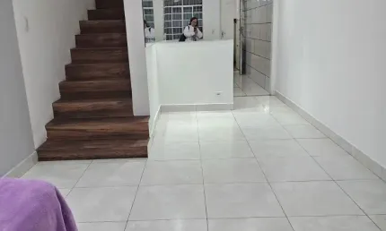 Casa para locação com 2 dormitórios, independente com 1 vaga de garagem