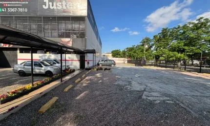 Galpão de 2.000m² – 3 pisos, salas e estacionamento!