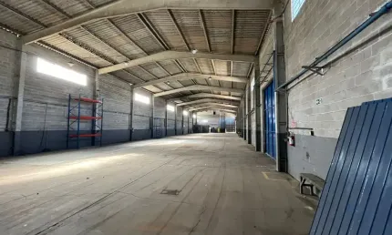 Barracão / Galpão / Depósito com 4 salas para alugar no Campo Largo da Roseira, São José dos Pinhais 