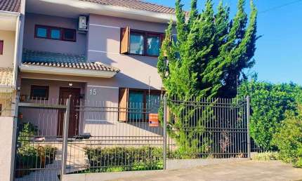 Casa com 3 quartos à venda na Rua Luiz Antônio de Vargas, 15, Sagrada Família, Caxias do Sul por R$ 1.390.000