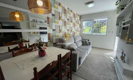Casa com 2 quartos à venda na Gervasio Storchi, 973, São Luiz, Caxias do Sul por R$ 410.000
