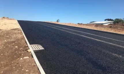 Terreno comercial à venda na Romeu Antonio de Antoni, Santa Catarina, Caxias do Sul por R$ 900.000