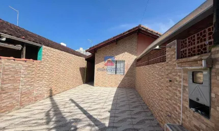 Casa com 2 quartos à venda na Rua Atibaia, 129, Jardim Real, Praia Grande