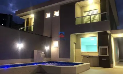 Sobrado com 3 quartos, Tupi, Praia Grande - R$ 990 mil, Cod: 70836187