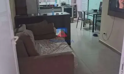 Sobrado de Condomínio com 2 dorms, Maracanã, Praia Grande - R$ 340 mil, Cod: 70836398