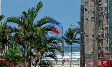 Sobrado com 3 dorms, Guilhermina, Praia Grande - R$ 1.03 mi, Cod: 70836300
