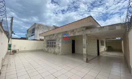 Casa com 3 quartos, Caiçara, Praia Grande - R$ 530 mil, Cod: 70832664