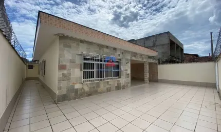 Casa com 3 quartos, Caiçara, Praia Grande - R$ 530 mil, Cod: 70832664