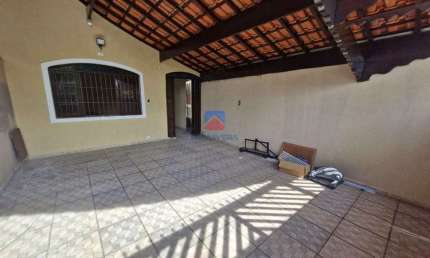 Casa com 2 quartos, Maracanã, Praia Grande - R$ 600 mil, Cod: 70837117