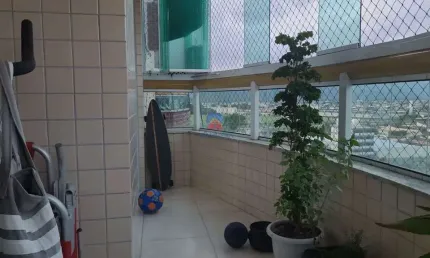 Apartamento com 2 quartos sendo 1 suíte para locação, Caiçara.