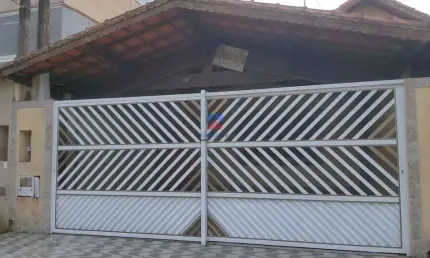 Casa com 3 quartos, Mirim, Praia Grande - R$ 446 mil, Cod: 69684213