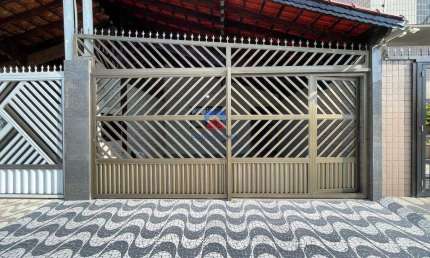 Casa com 3 quartos, Ocian, Praia Grande - R$ 650 mil, Cod: 70837389