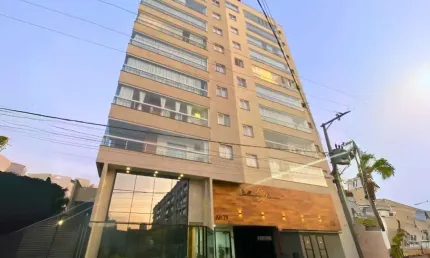 APARTAMENTO GIARDINO COM 3 DORMITÓRIOS SENDO 1 SUÍTE E 2 VAGAS NO CENTRO DE BALNEÁRIO PIÇARRAS-SC