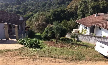 TERRENO COM 450,40m² NO BAIRRO COLONIAL EM SÃO BENTO DO SUL-SC
