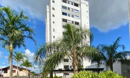 APARTAMENTO MOBILIADO COM 2 DORMITÓRIOS APENAS 200 METROS DO MAR EM BALNEÁRIO PIÇARRAS-SC