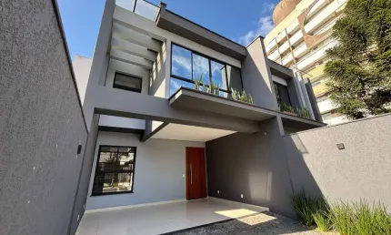 SOBRADO ALTO PADRÃO COM 204M² 2 SUÍTES MAIS 2 DORMITÓRIOS NO AMÉRICA EM JOINVILLE-SC