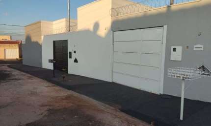 Casa para Venda - Golden Ville, Uberlândia  - 100m², 2 vagas