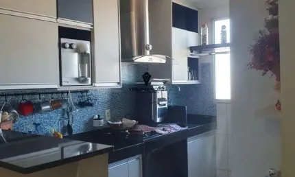Apartamento 3/4 com suíte e closet no bairro Brasil.