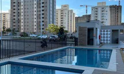 Apartamento 2/4, com área de laser completa e portaria 24 hrs.