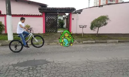 Casa à venda na Praia do Aruan para investidores de locação, 500 m da Praia, Caraguatatuba, SP.