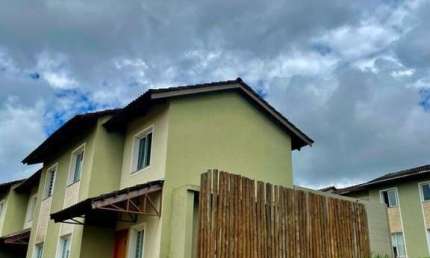 Sobrado para Venda em Cascavel, Jardim Floresta, 2 dormitórios, 1 banheiro, 1 vaga
