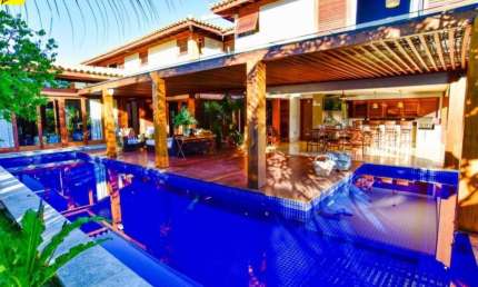 Linda Casa no Condomínio das Piscinas Naturais - ACÁCIAS