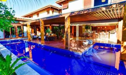 Linda Casa no Condomínio das Piscinas Naturais - ACÁCIAS