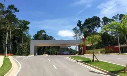 Construa o projeto dos seus sonhos em 2 lotes de esquina, lado a lado no Alphaville 4. Aproveite agora!
