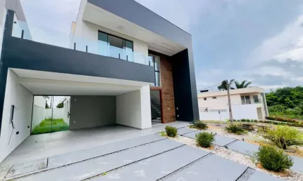 Conheça agora essa casa no Condomínio Vivendas das Marinas, um verdadeiro refúgio com a natureza e exclusividade, 4 suítes, financia!