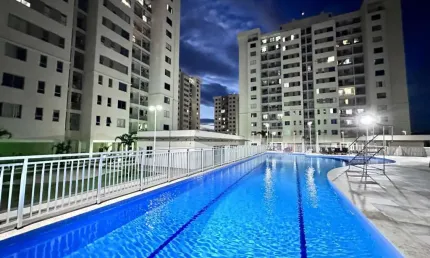 Apartamento com 3 quartos sendo 1 suíte no WEEKEND CLUB | Ponta Negra, armários e climatizado. Conheça agora!
